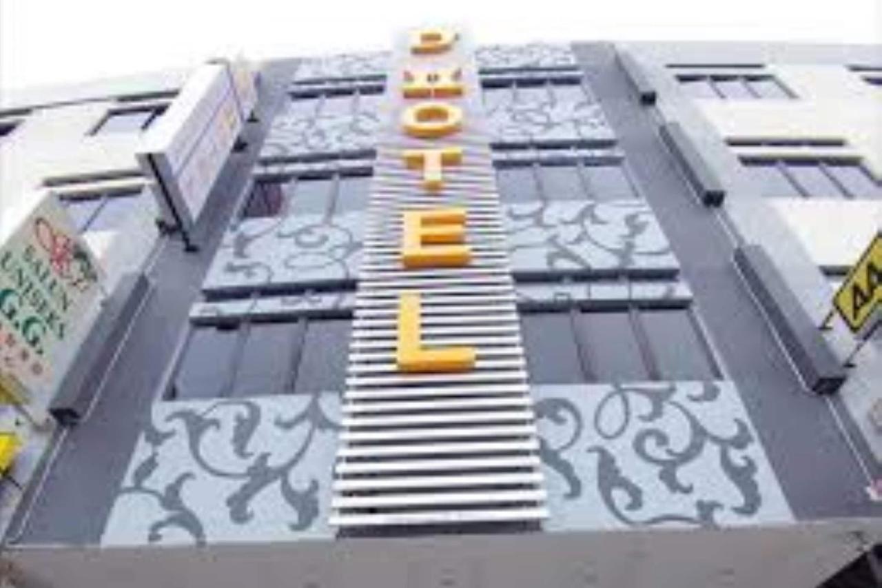 Hotel Zamburger De Melaka Exterior photo